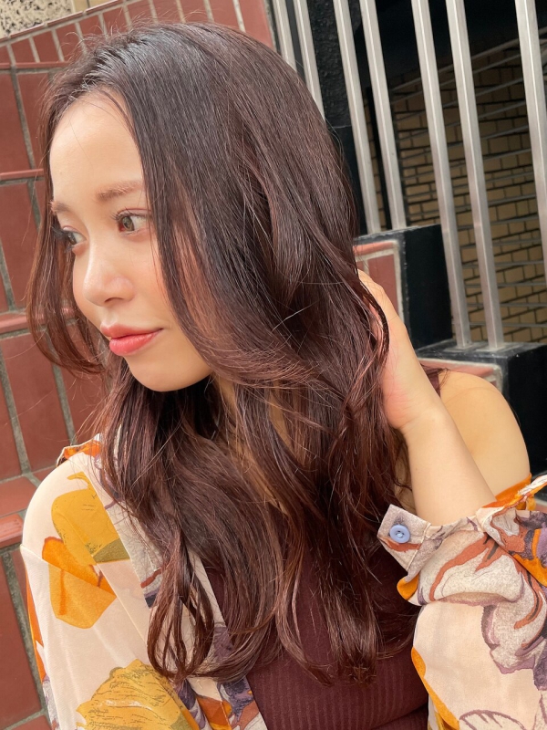 小顔サイドバング×ピンクブラウン